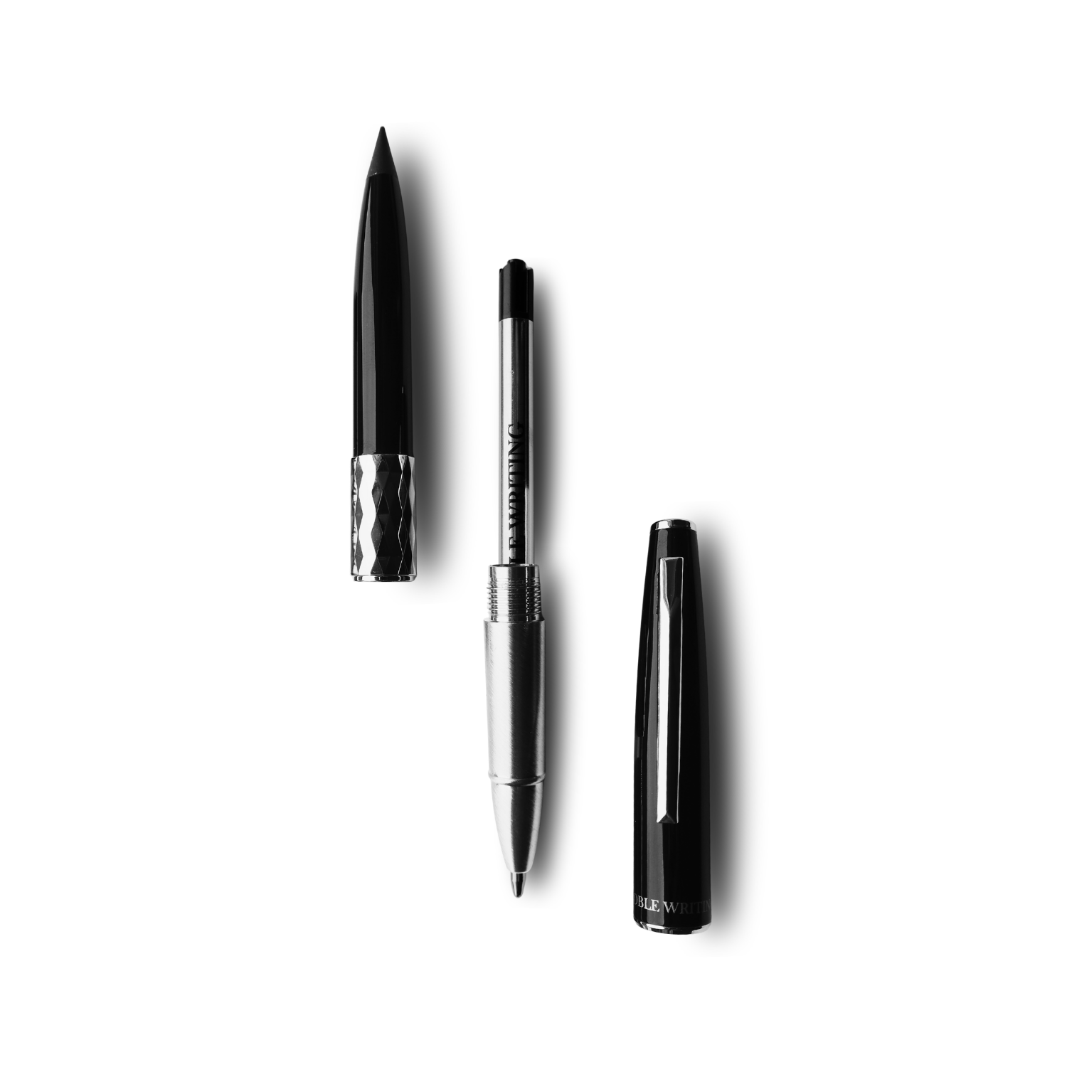 Nova Black aufgeschraubt mit Spitze